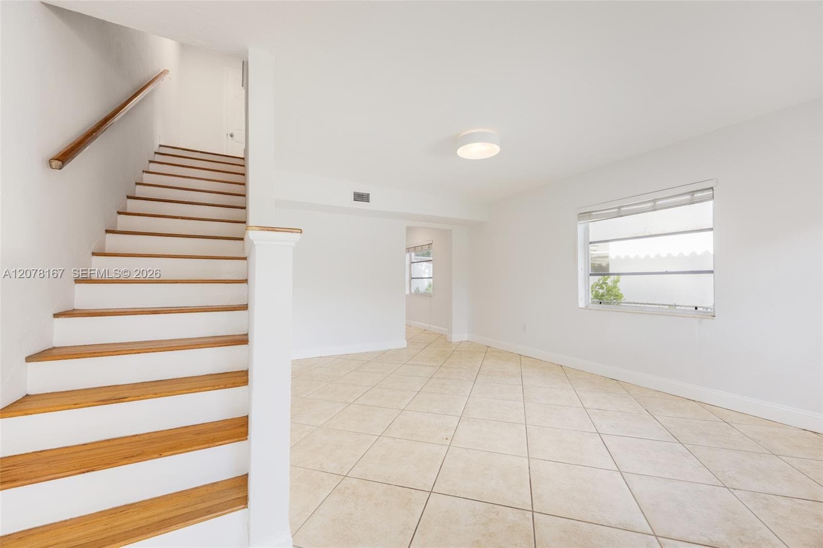 2332 SW 26th Ln, Miami, FL 33133 — zdjęcie 3