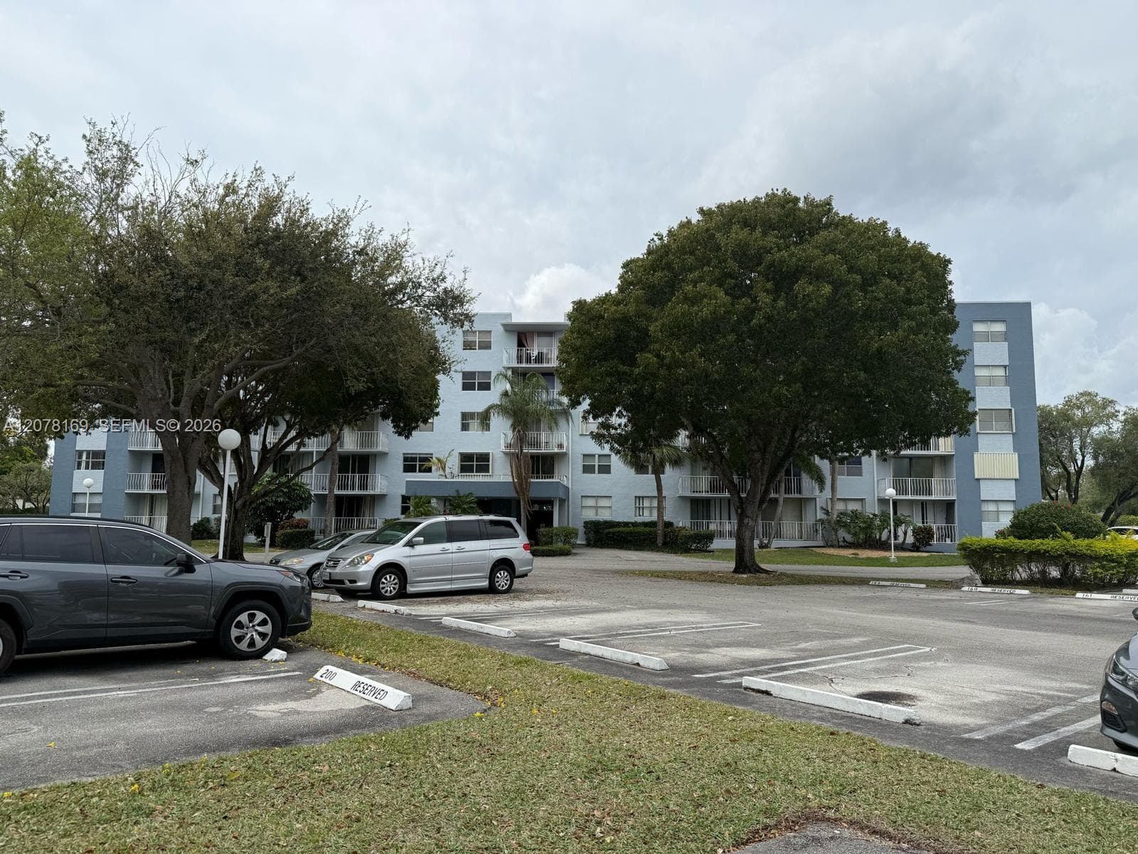 500 Executive Center Dr # 4J, West Palm Beach, FL 33401 — zdjęcie 2