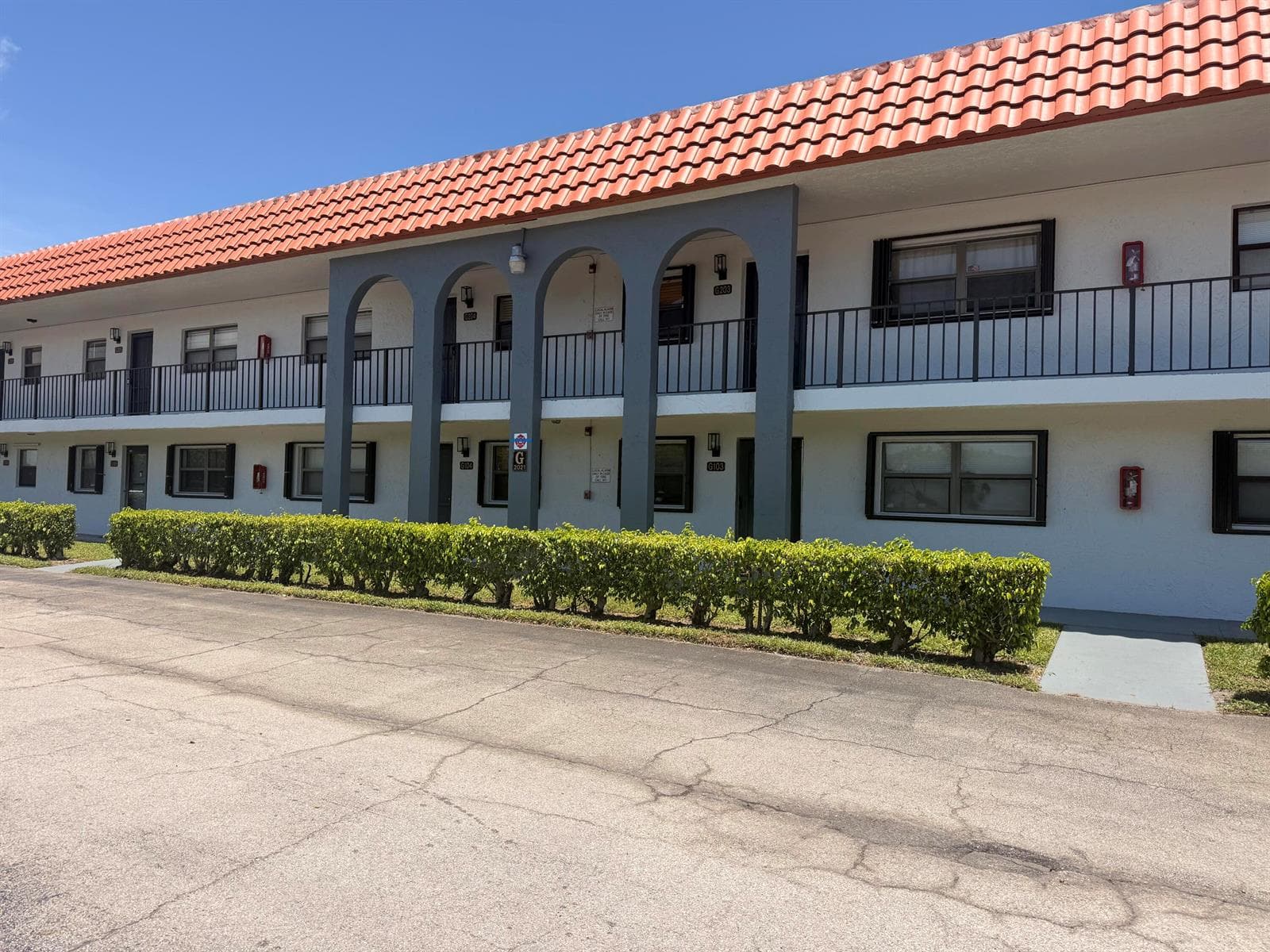 2141 W Woolbright Road # L202, Boynton Beach, FL 33426
