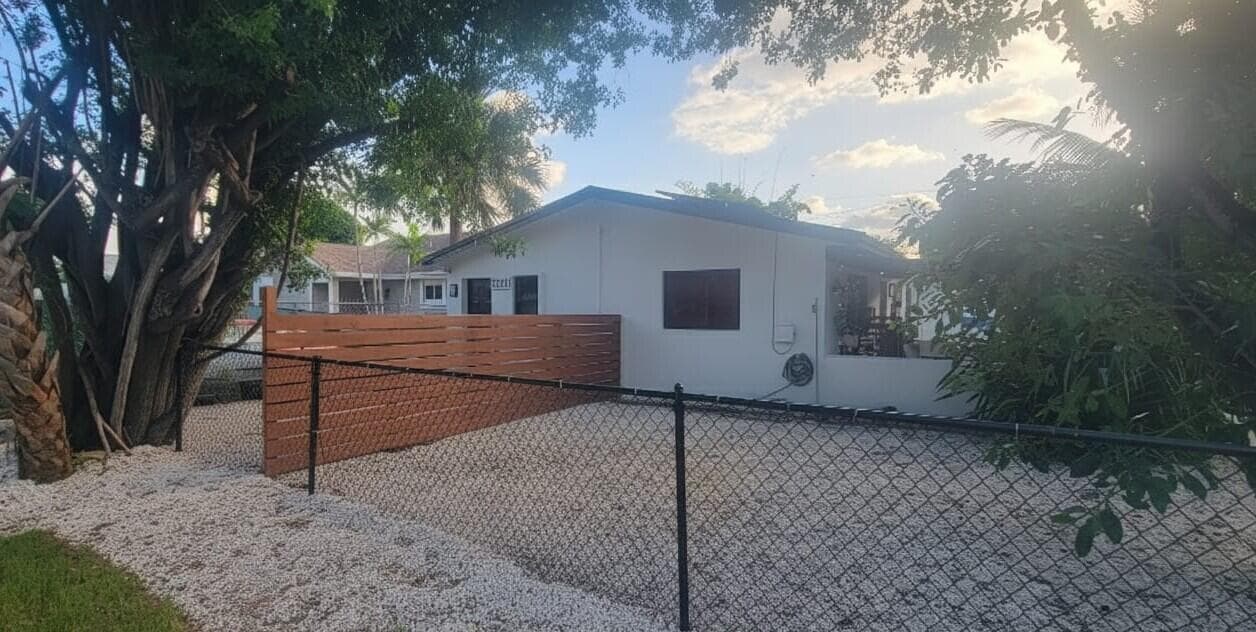 1202 NE 3RD Avenue, Fort Lauderdale, FL 33304 — zdjęcie 5