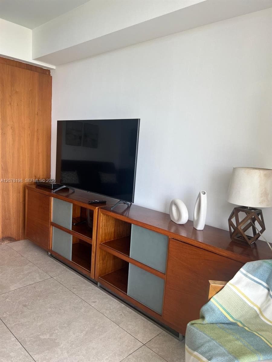 50 Biscayne Blvd # 606, Miami, FL 33132 — zdjęcie 2