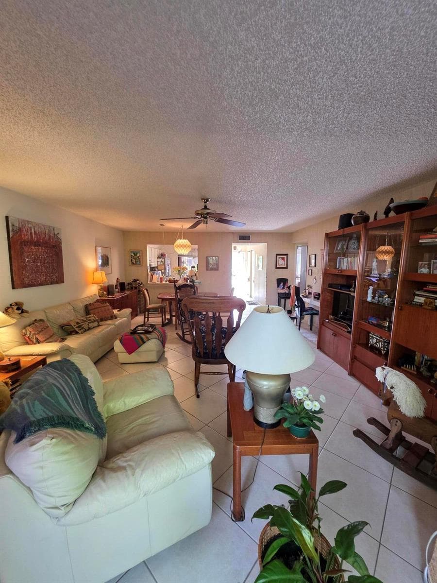 190 SE 7TH Street # 103, Deerfield Beach, FL 33441 — zdjęcie 3