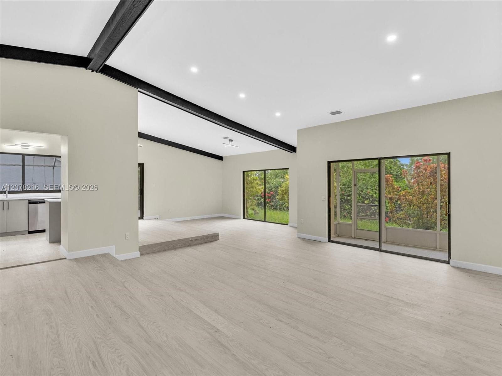 8813 Paradise Ct, Tamarac, FL 33321 — zdjęcie 3