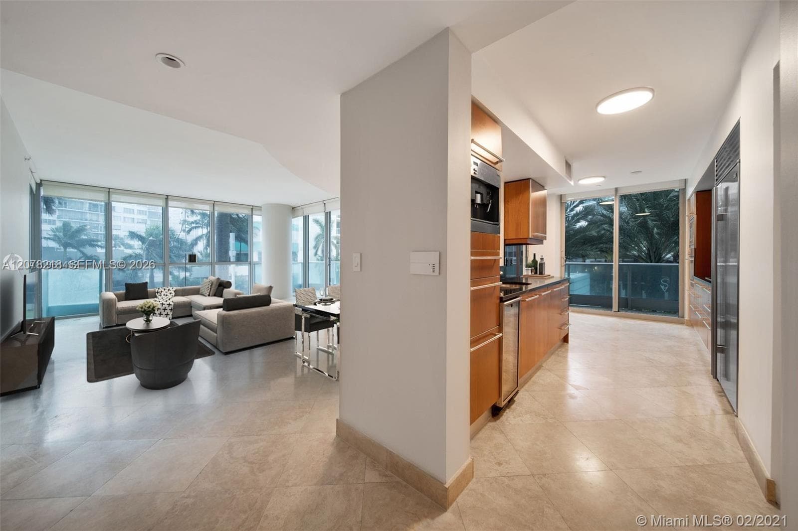 1331 Brickell Bay Dr # 208, Miami, FL 33131 — zdjęcie 4