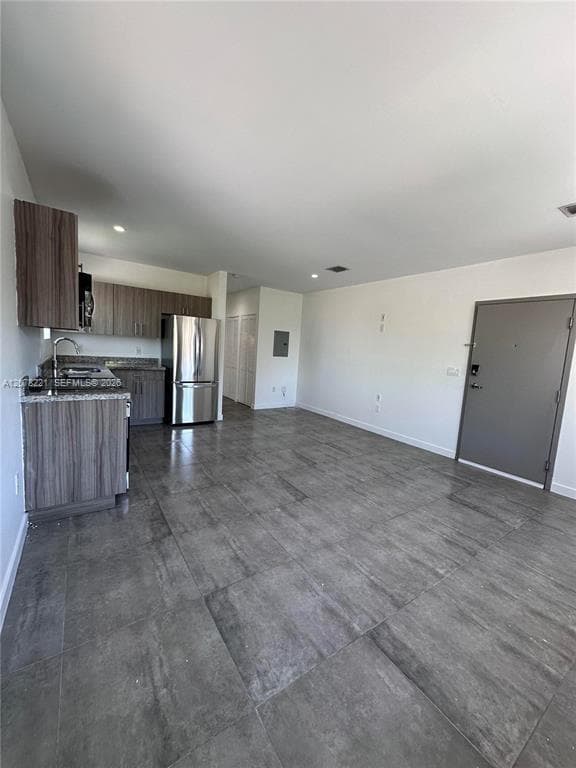 165 NW 39th St # 3, Miami, FL 33127 — zdjęcie 3