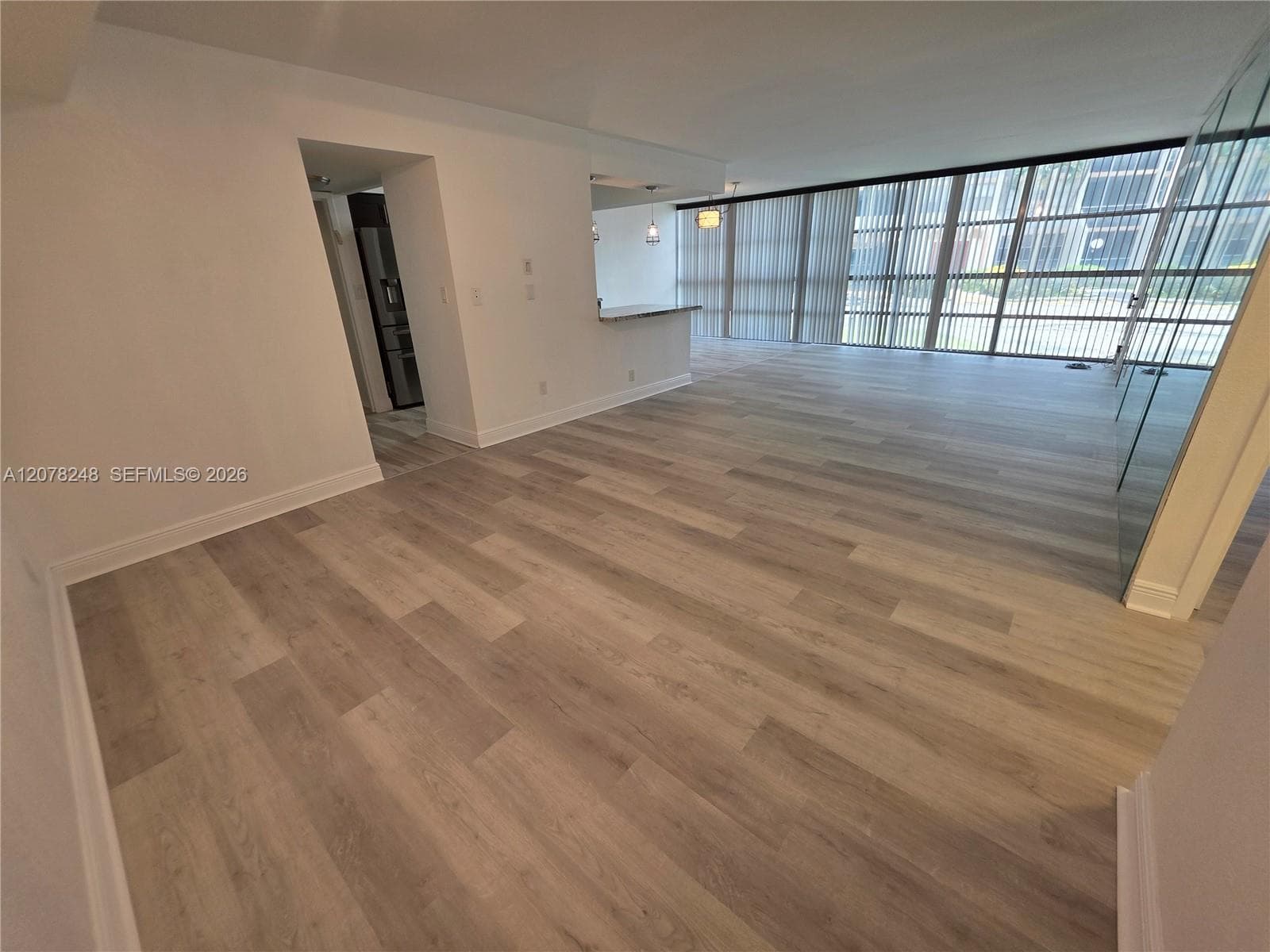 701 Three Islands Blvd # 110, Hallandale Beach, FL 33009 — zdjęcie 5