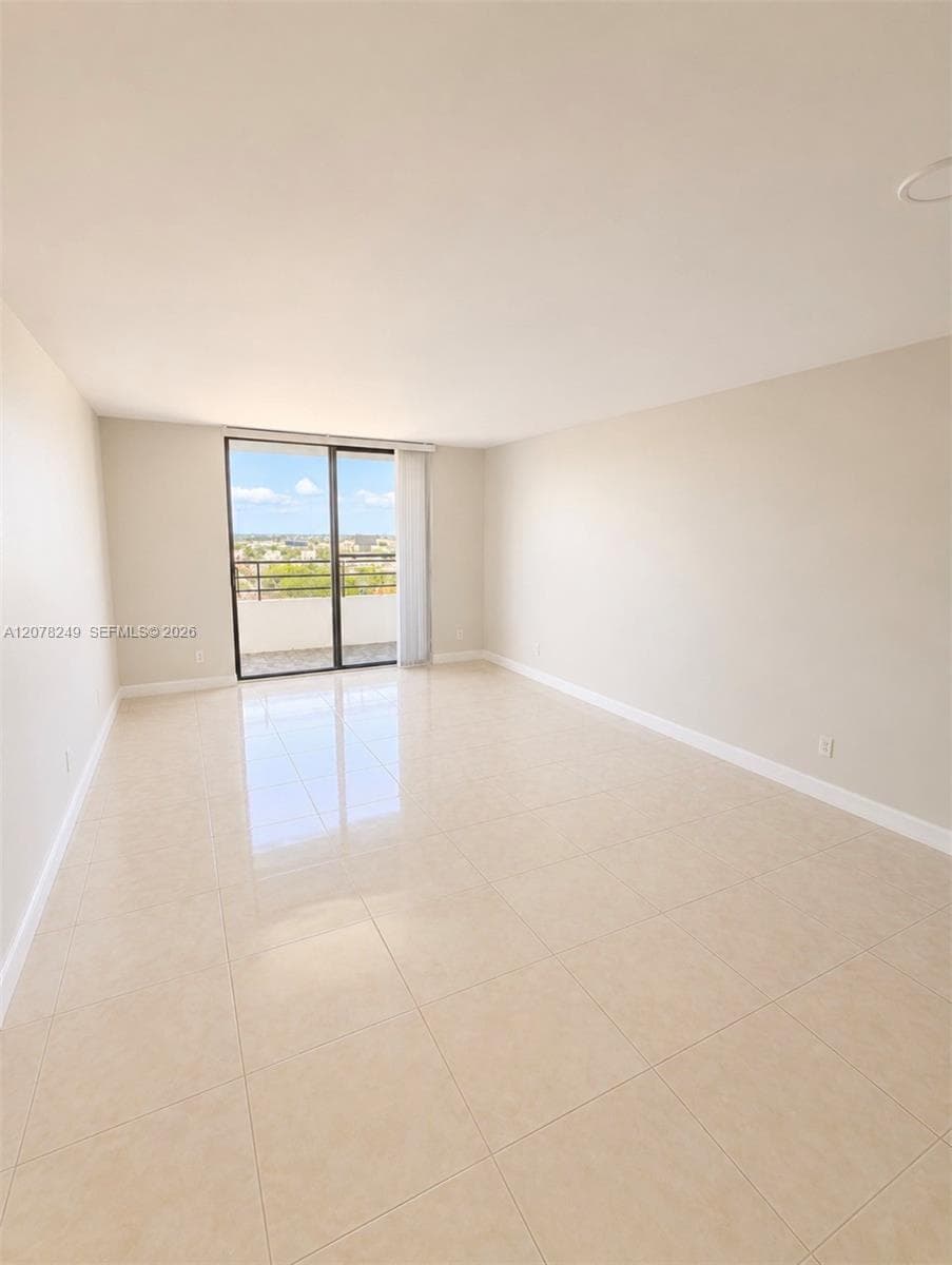 600 Three Islands Blvd # 1707, Hallandale Beach, FL 33009 — zdjęcie 2