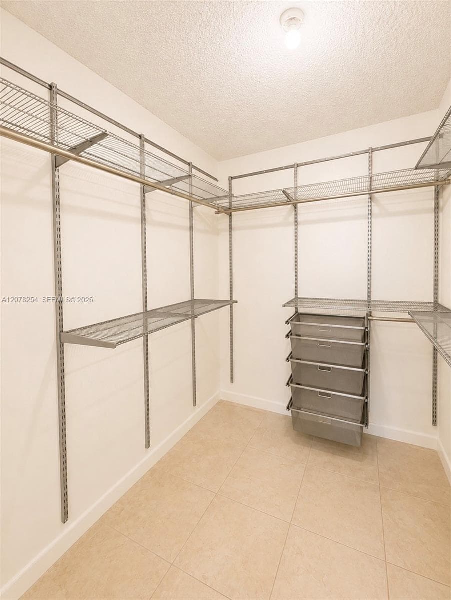 2500 Parkview Dr # 1207, Hallandale Beach, FL 33009 — zdjęcie 5