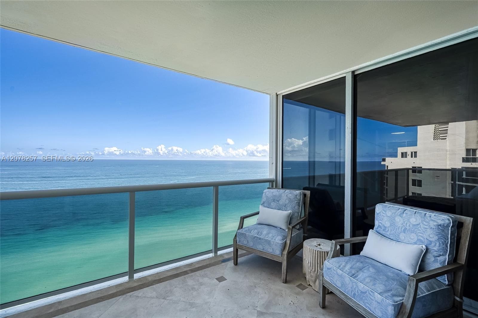 19111 Collins Ave # 2705, Sunny Isles Beach, FL 33160 — zdjęcie 2