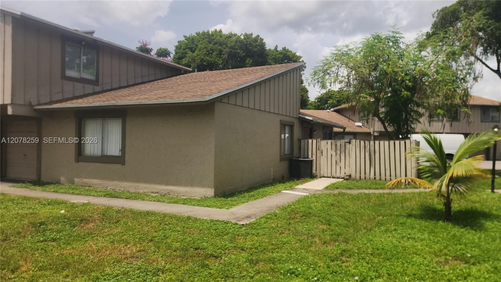 2138 NW 57th Ave # 13-C, Lauderhill, FL 33313