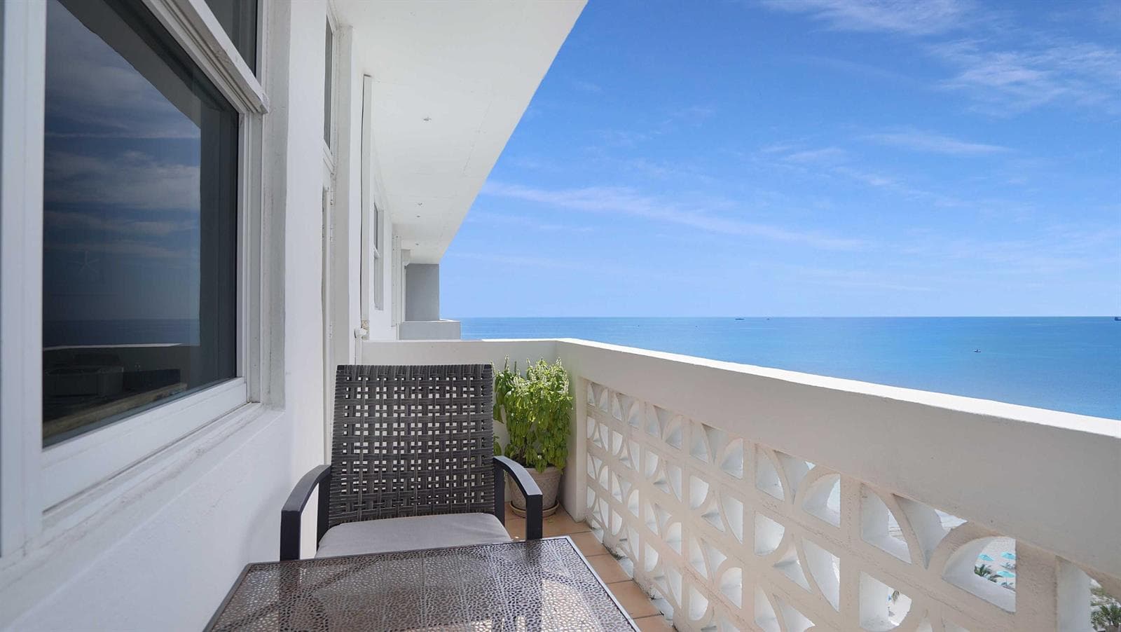 4250 Galt Ocean Drive, Fort Lauderdale, FL 33308