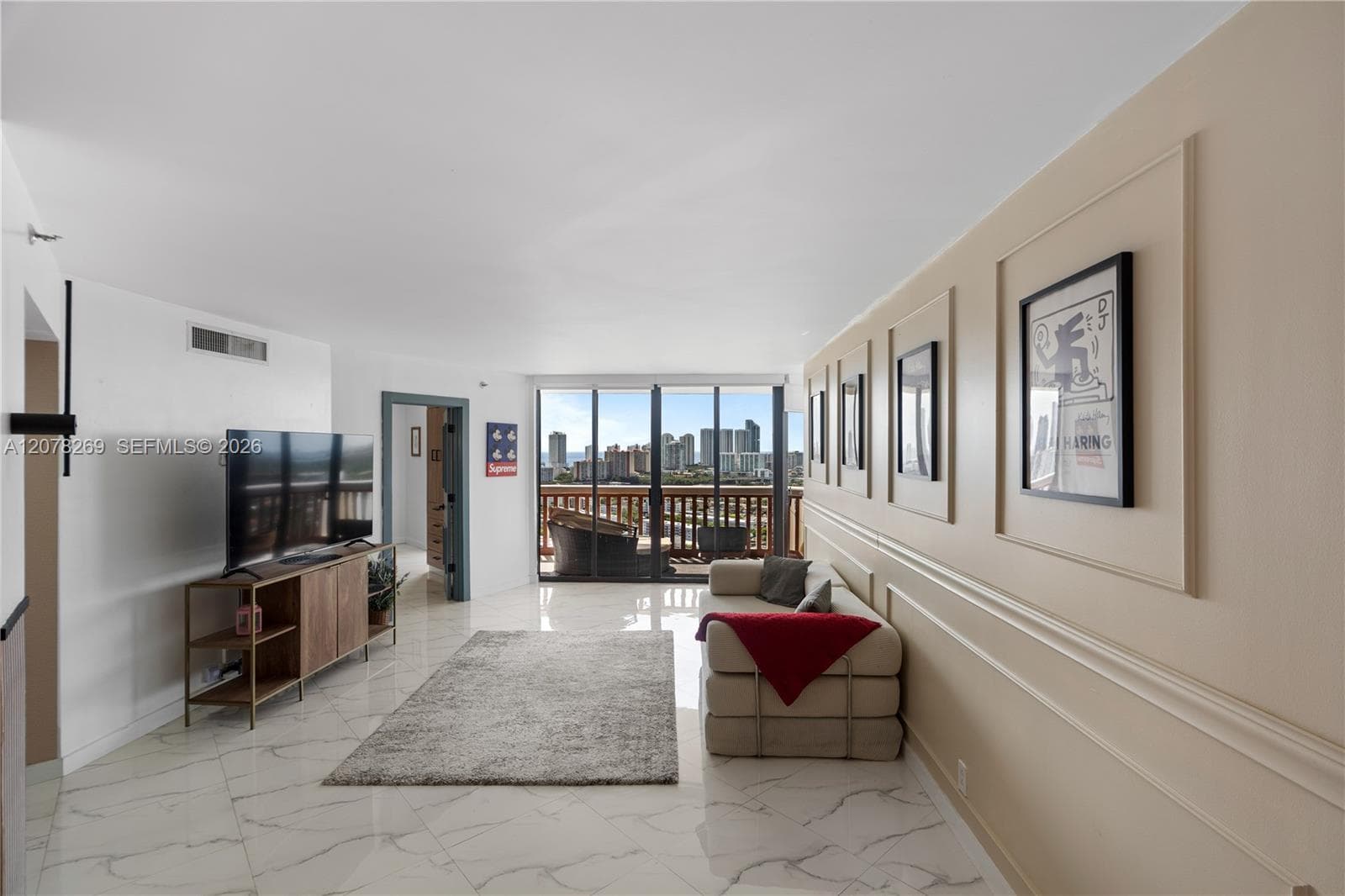 1000 W Island Blvd # 2803, Aventura, FL 33160 — zdjęcie 4