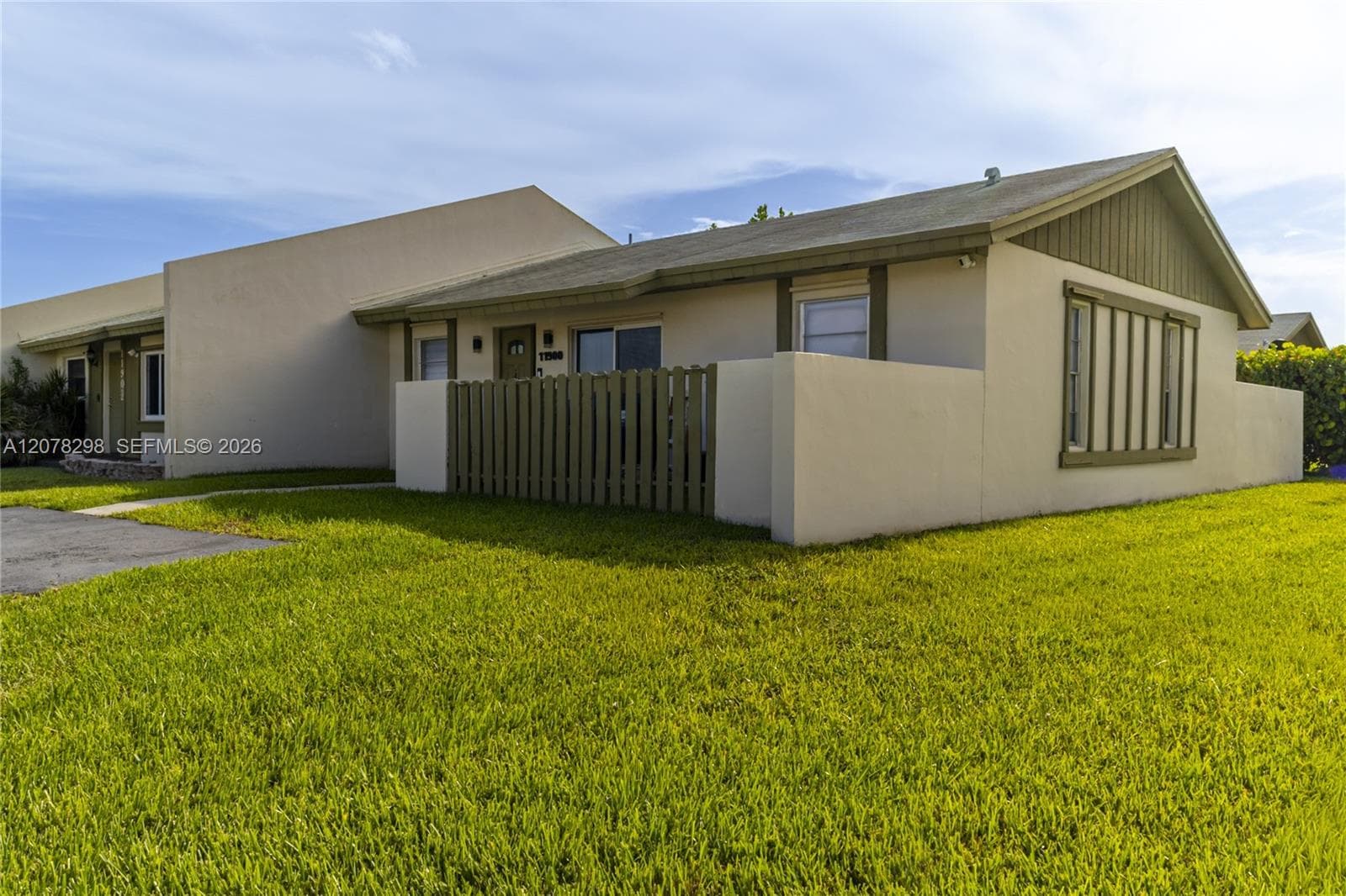 11900 SW 110th St Cir E, Miami, FL 33186 — zdjęcie 4