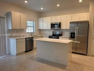 605 NW 6th Ter, Florida City, FL 33034