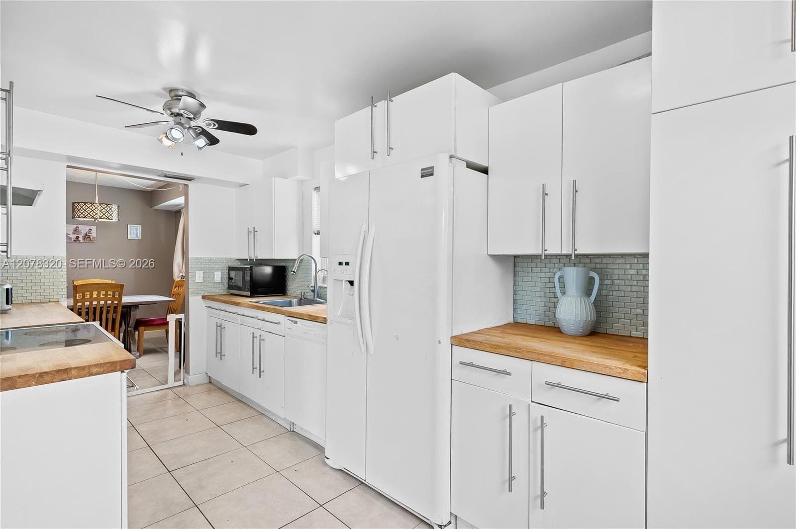 8002 Lagos De Campo Blvd # B-101, Tamarac, FL 33321 — zdjęcie 3