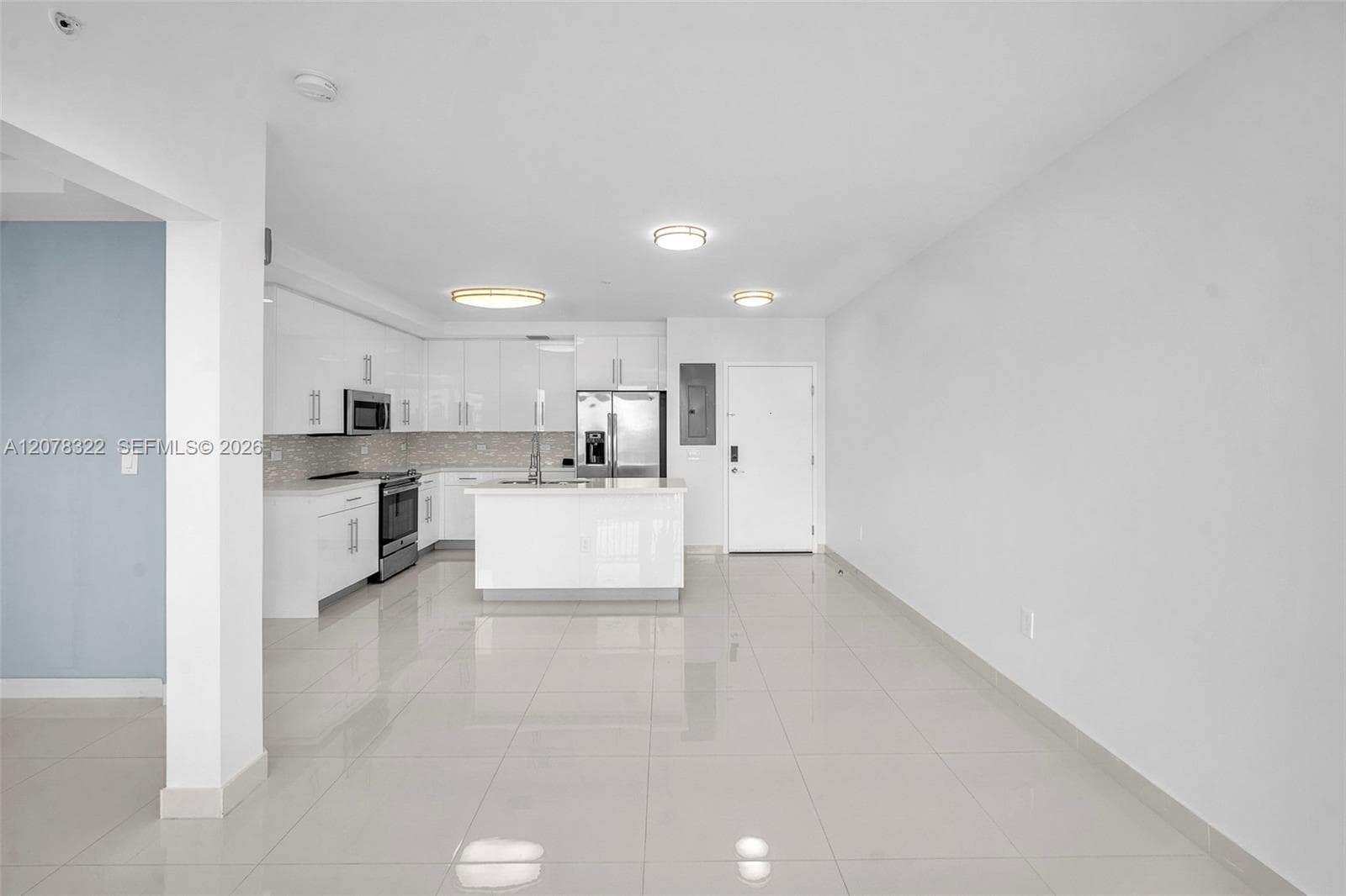 2651 NE 212th Ter # 301, Miami, FL 33180 — zdjęcie 5