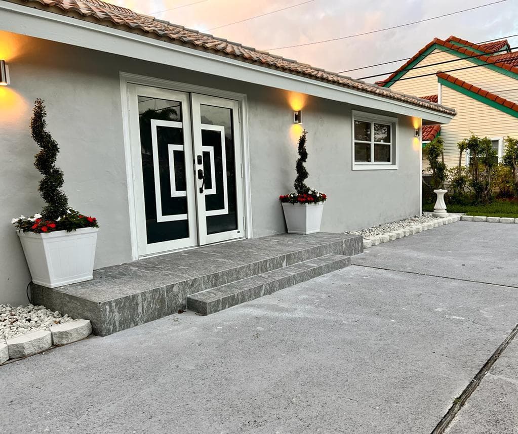 51 Lariat Circle, Boca Raton, FL 33487