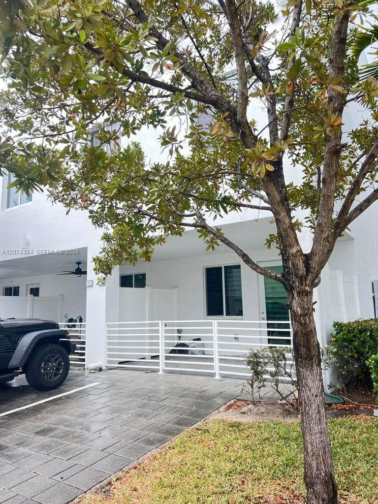10229 NW 64th Ter # 101, Doral, FL 33178