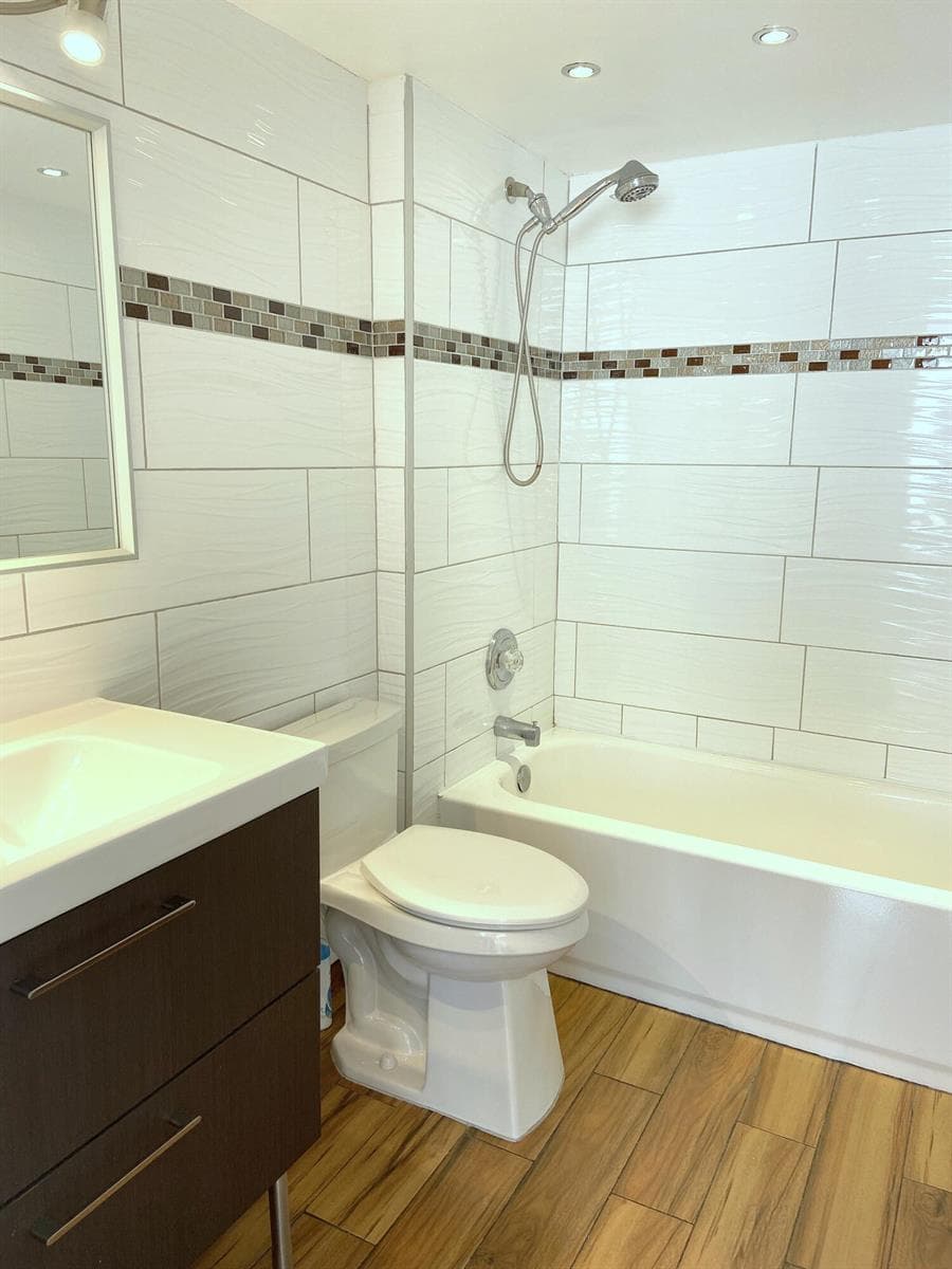 16546 NE 26 Avenue # 5J, North Miami Beach, FL 33160 — zdjęcie 3