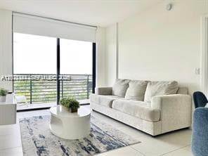 5350 NW 84th Ave # 705, Doral, FL 33166 — zdjęcie 2