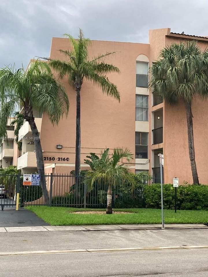 2160 SW 16th Ave # 421, Miami, FL 33145 — zdjęcie 3
