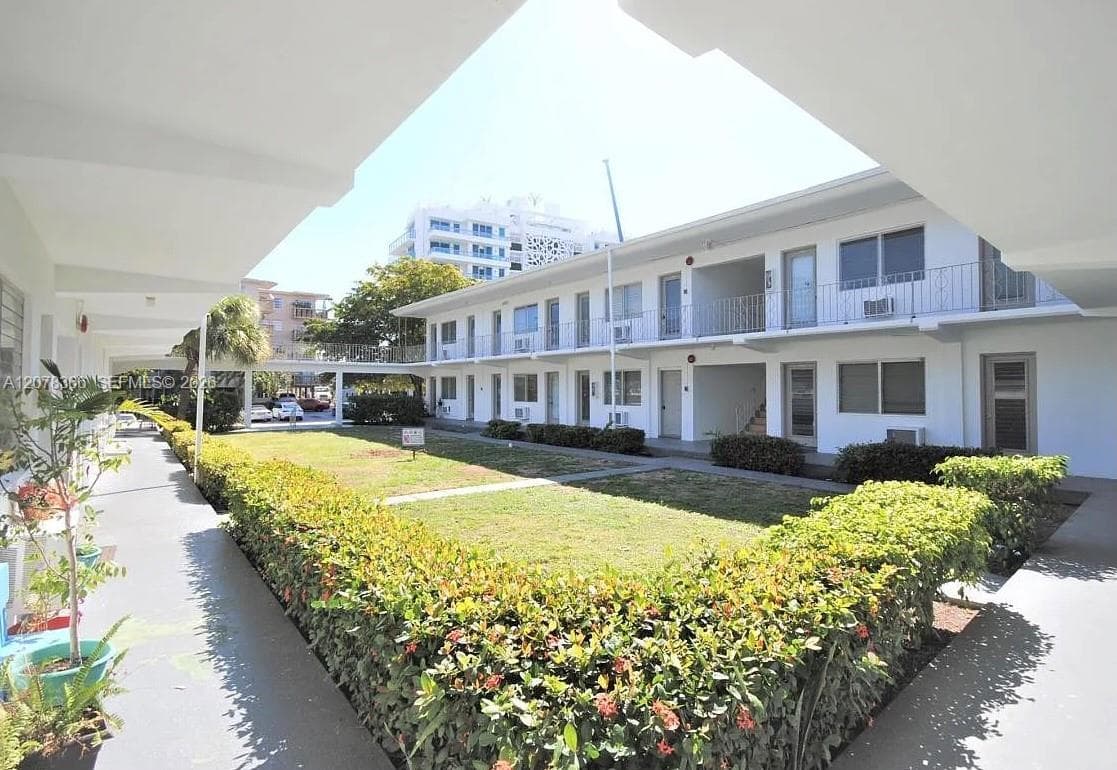 9270 E Bay Harbor Dr # 6A, Bay Harbor Islands, FL 33154