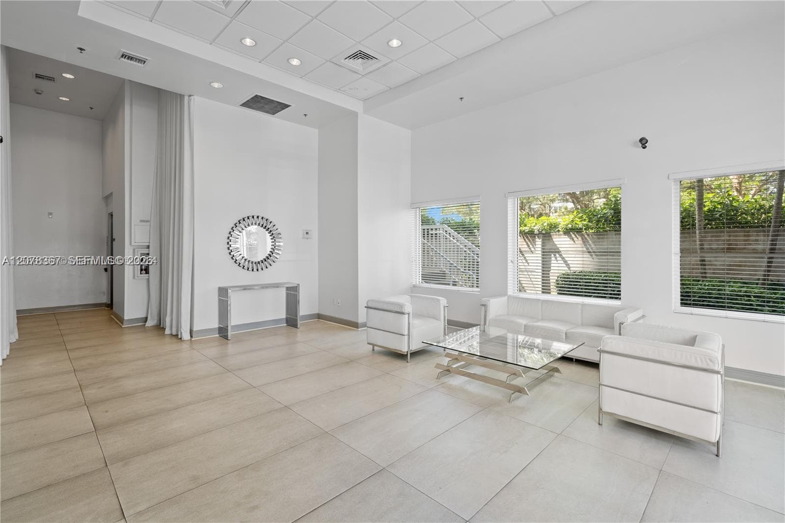 6362 Collins Ave # 310, Miami Beach, FL 33141 — zdjęcie 3