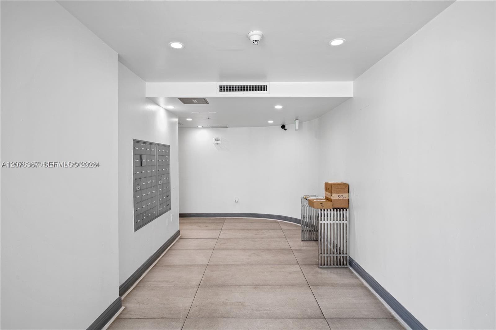 6362 Collins Ave # 310, Miami Beach, FL 33141 — zdjęcie 4