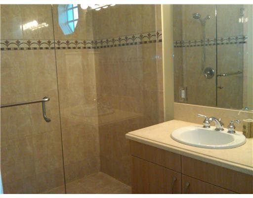 29 NE 24TH Avenue # 29, Pompano Beach, FL 33062 — zdjęcie 4