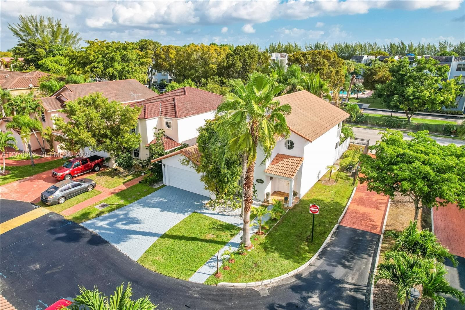 8909 SW 108th Cir Ct, Miami, FL 33176 — zdjęcie 5