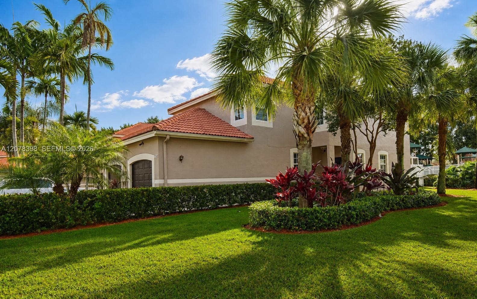 700 Sorrento Dr, Weston, FL 33326 — zdjęcie 4