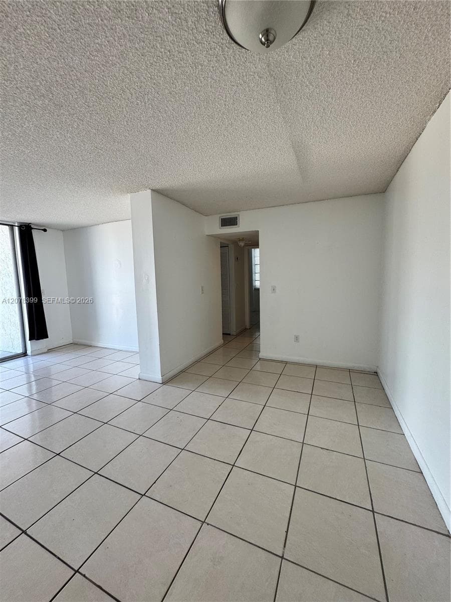 12105 NE 6th Ave # 304, North Miami, FL 33161