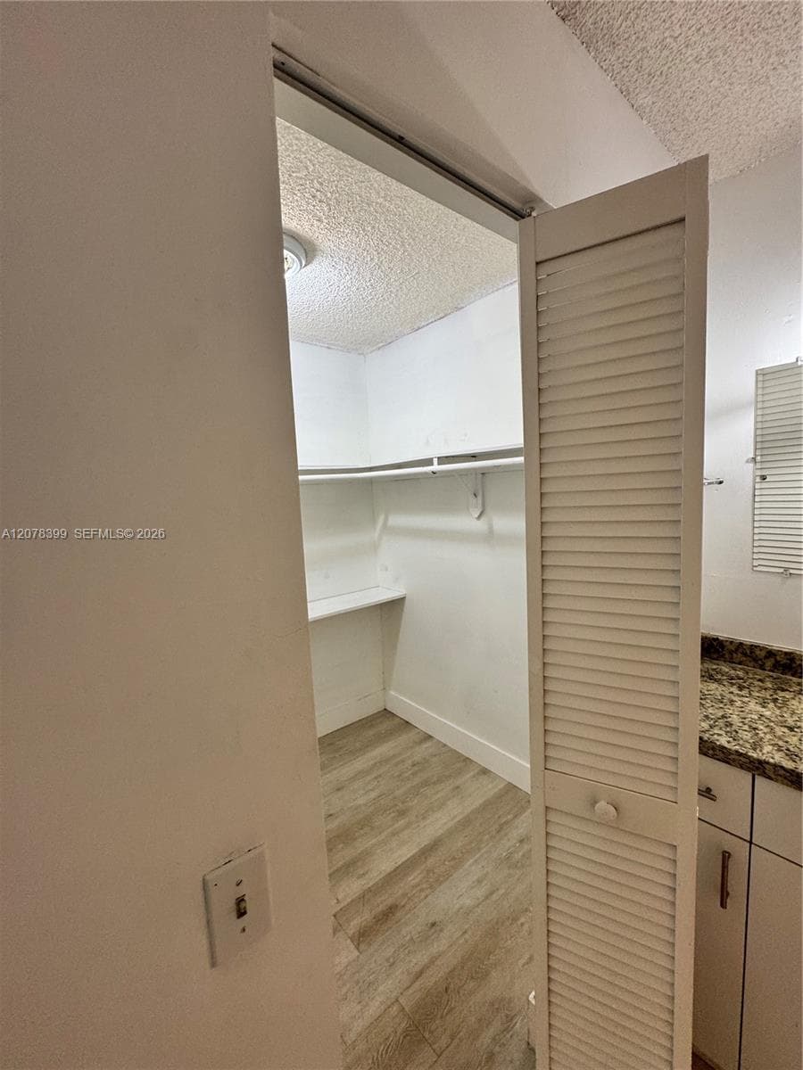 12105 NE 6th Ave # 304, North Miami, FL 33161 — zdjęcie 4