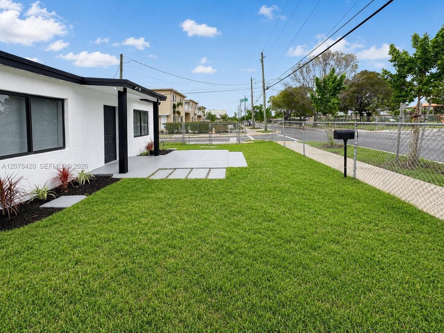 1305 NW 5th Ave, Florida City, FL 33034 — zdjęcie 2