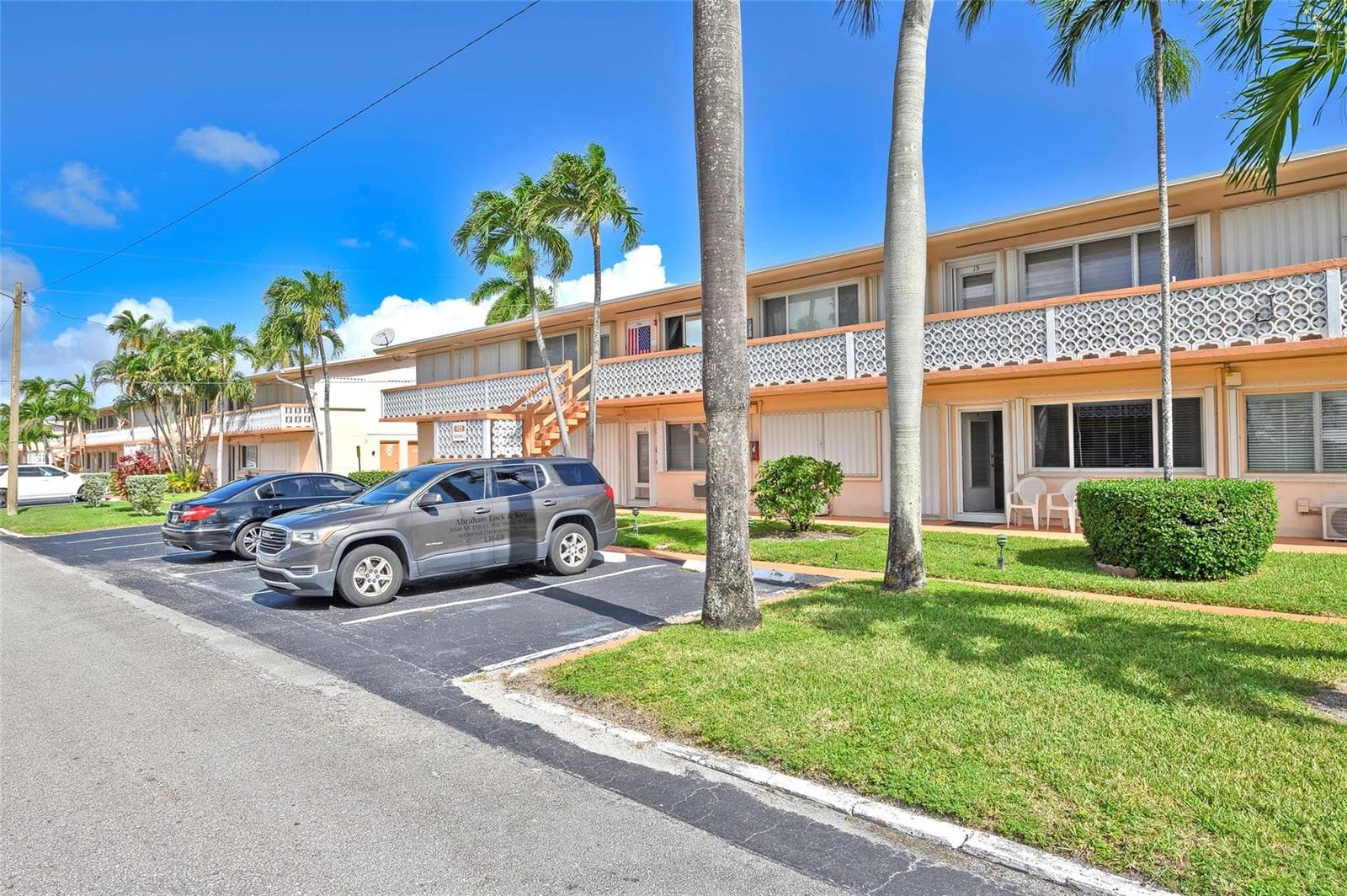925 SW 11th Avenue # Unit j17, Hallandale Beach, FL 33009 — zdjęcie 4