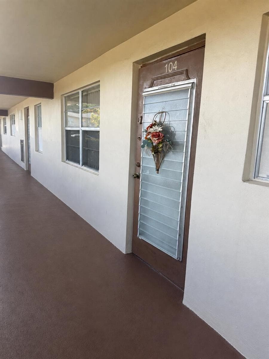 7500 NW 5TH Place # 104, Margate, FL 33063