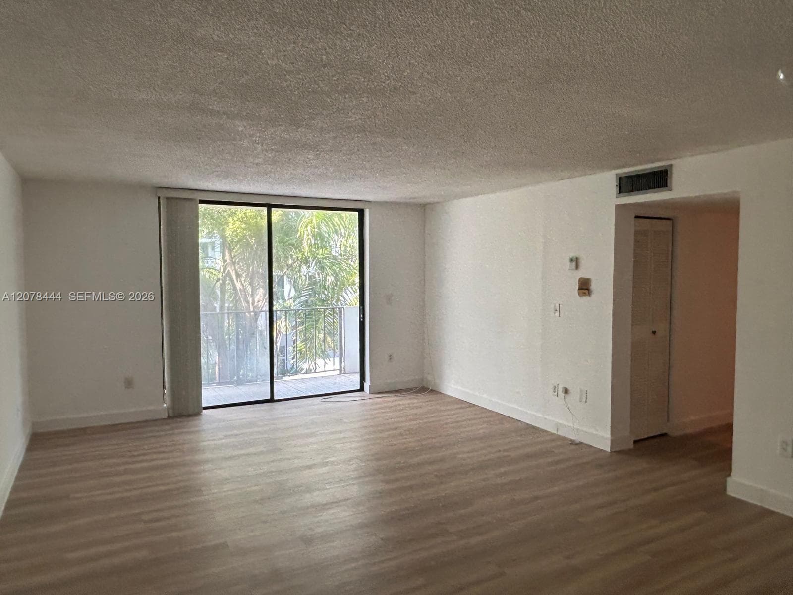 1673 Bay Rd # 405, Miami Beach, FL 33139