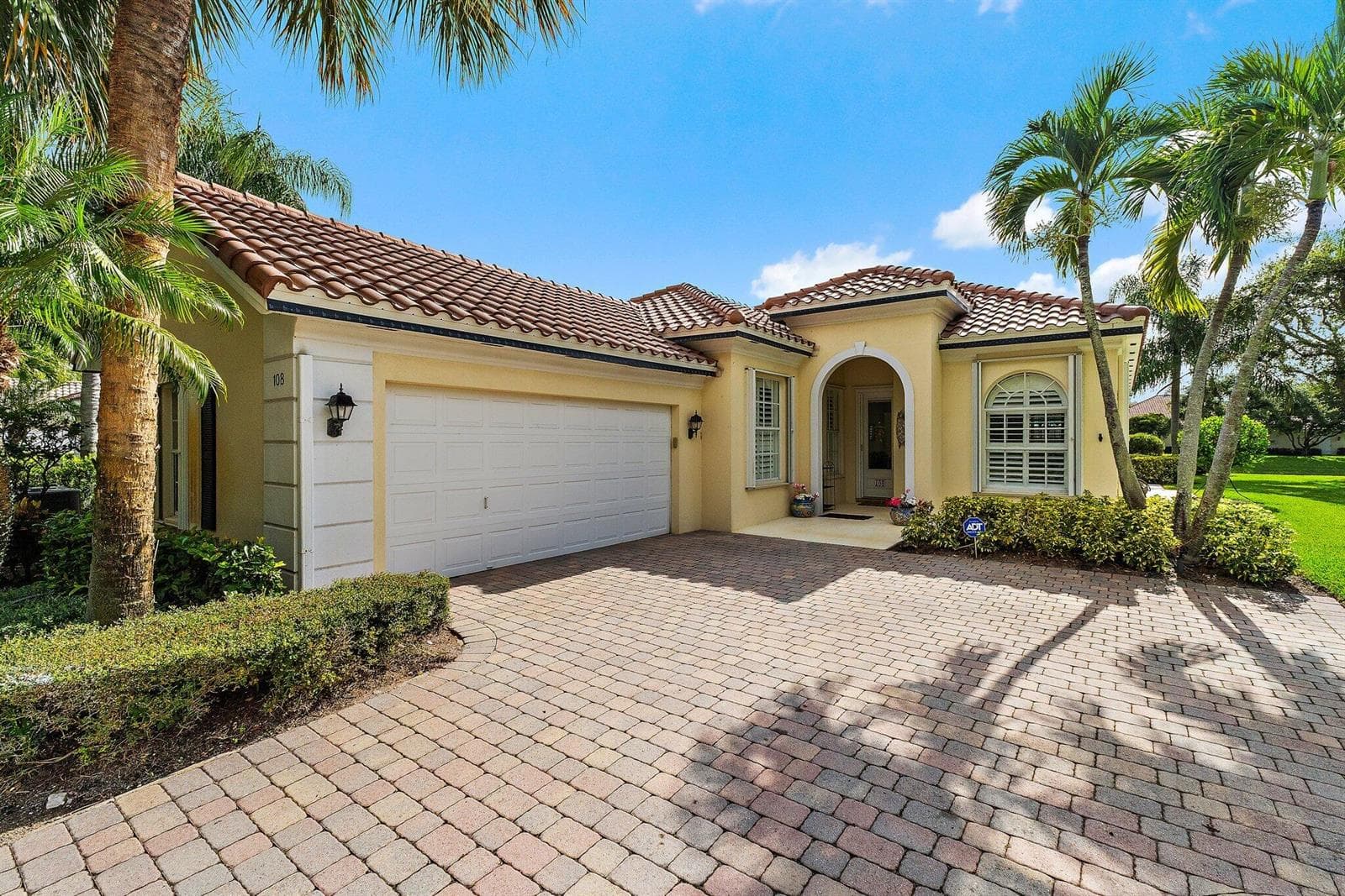 108 Euphrates Circle, Palm Beach Gardens, FL 33410 — zdjęcie 2