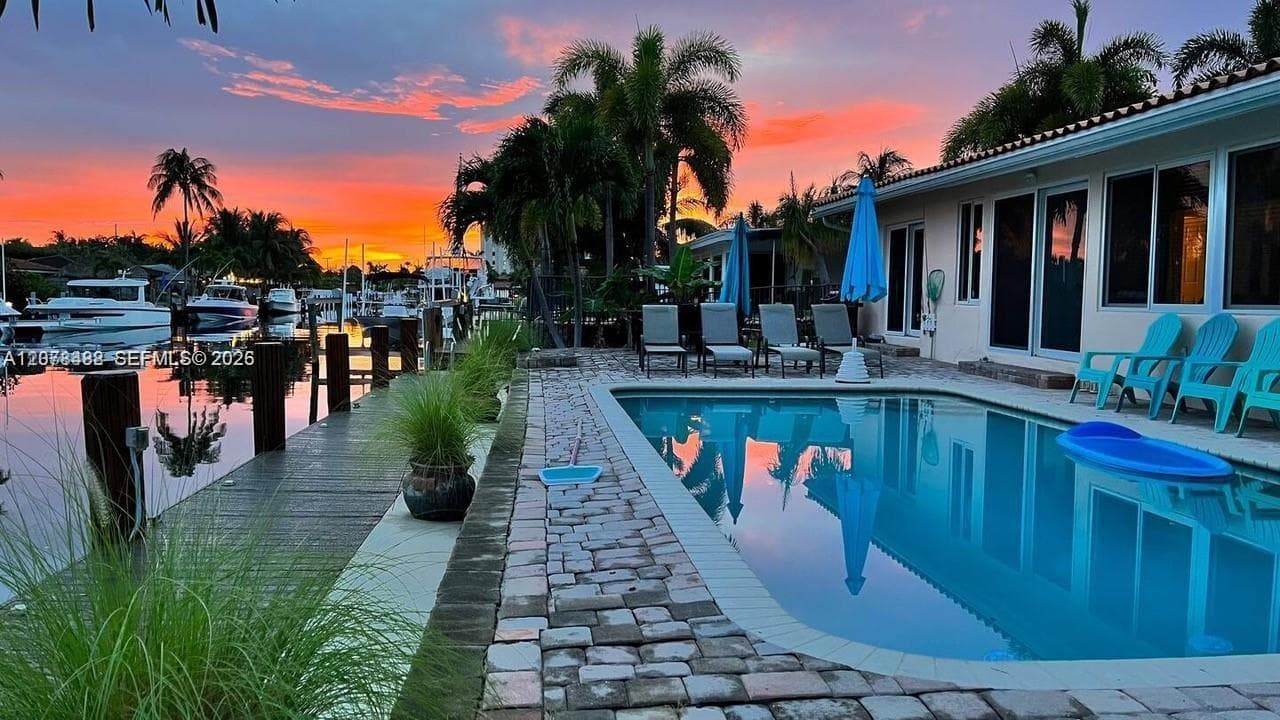 2424 SE 9th St # 2424, Pompano Beach, FL 33062
