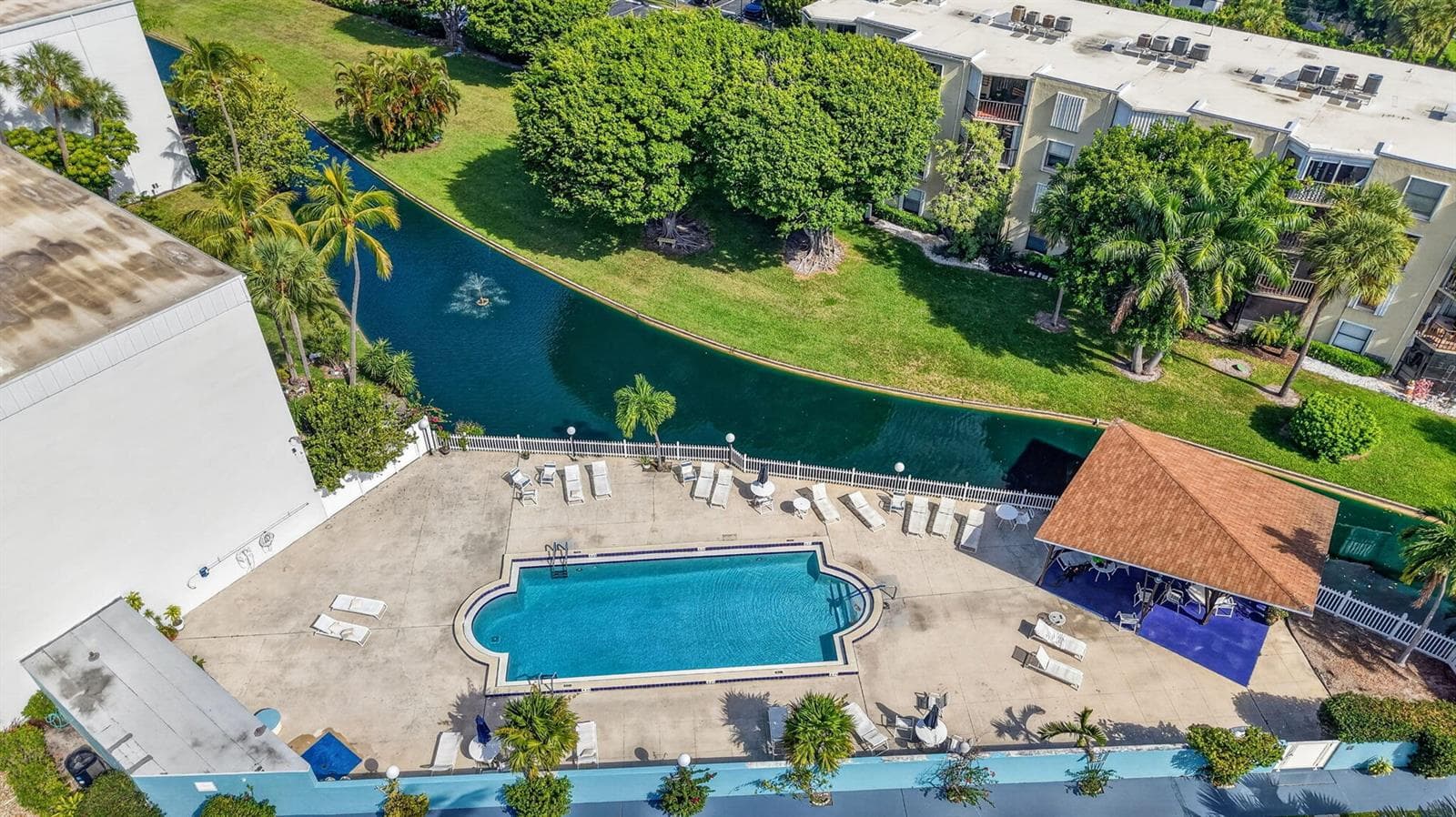 896 N FEDERAL Highway # 421, Lantana, FL 33462 — zdjęcie 4
