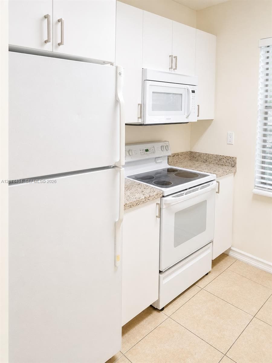 3396 Foxcroft Rd # 316, Miramar, FL 33025 — zdjęcie 3