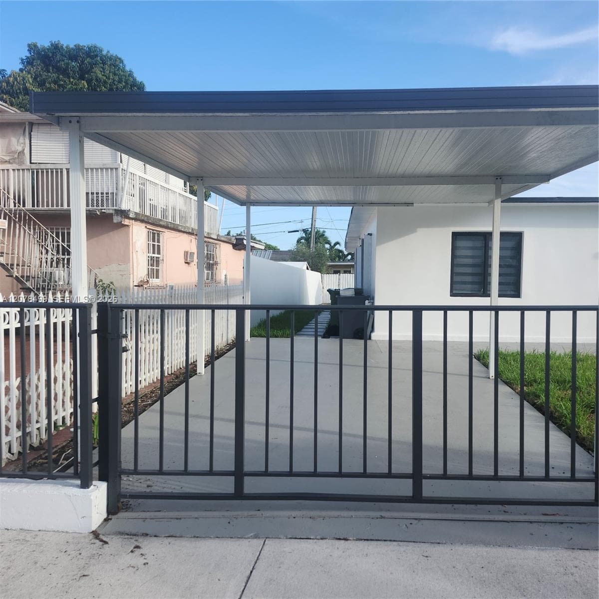 730 E 17th St, Hialeah, FL 33010 — zdjęcie 4
