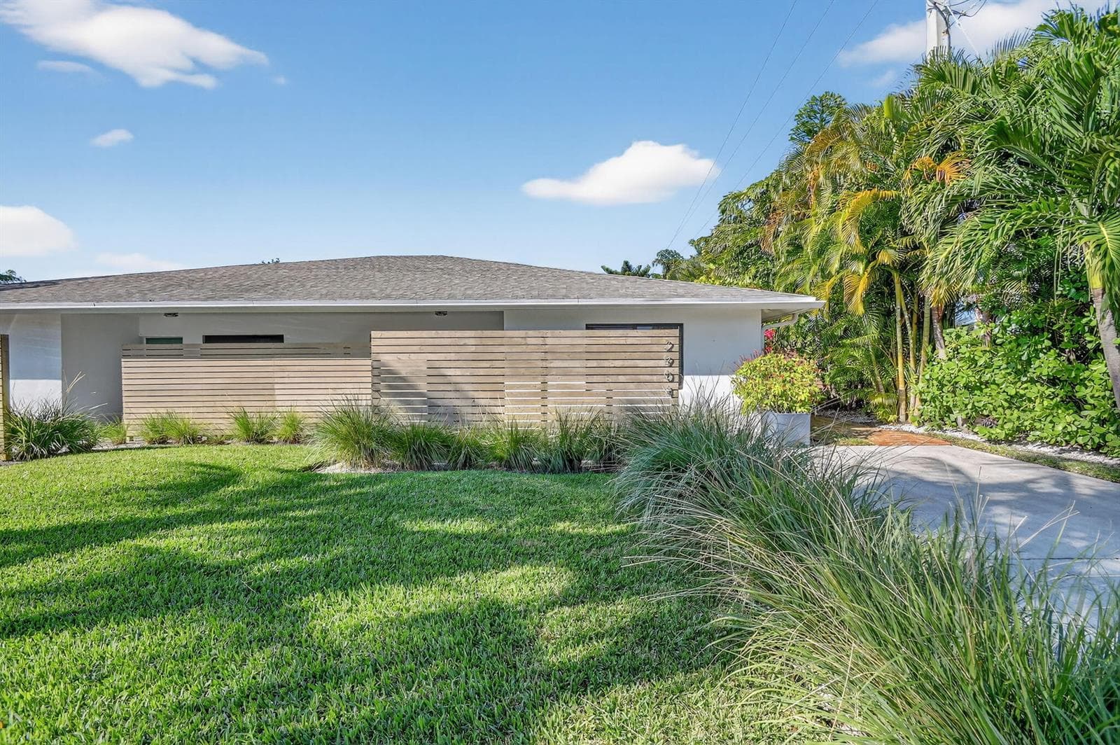 2904 Spanish Trail, Delray Beach, FL 33483