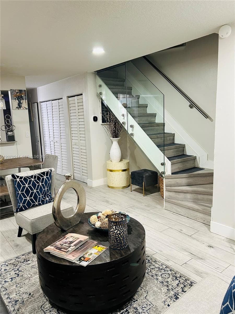 9835 Riverside Dr # 7-39, Coral Springs, FL 33071 — zdjęcie 4
