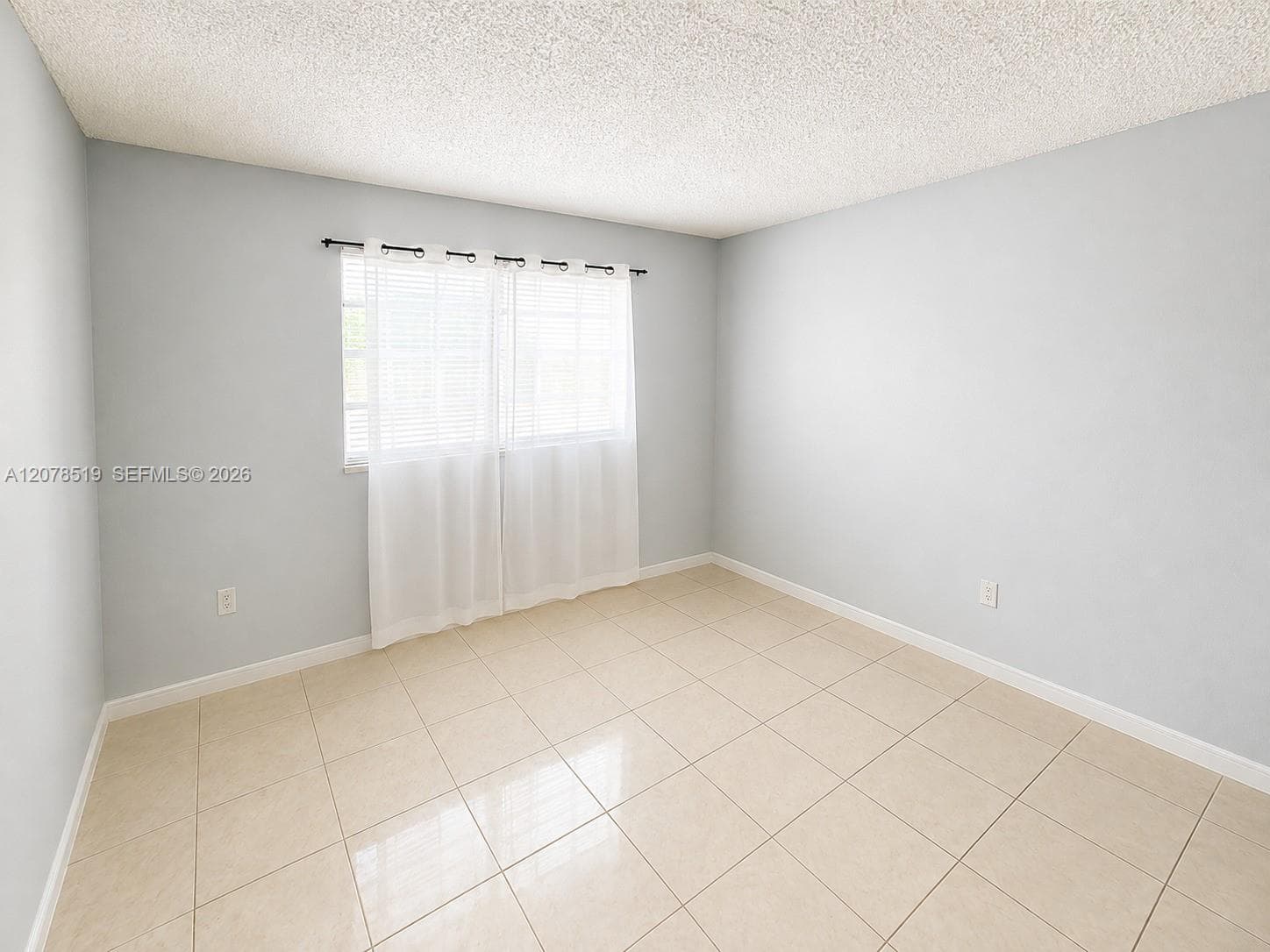 10850 W Flagler St # D314, Sweetwater, FL 33174 — zdjęcie 3