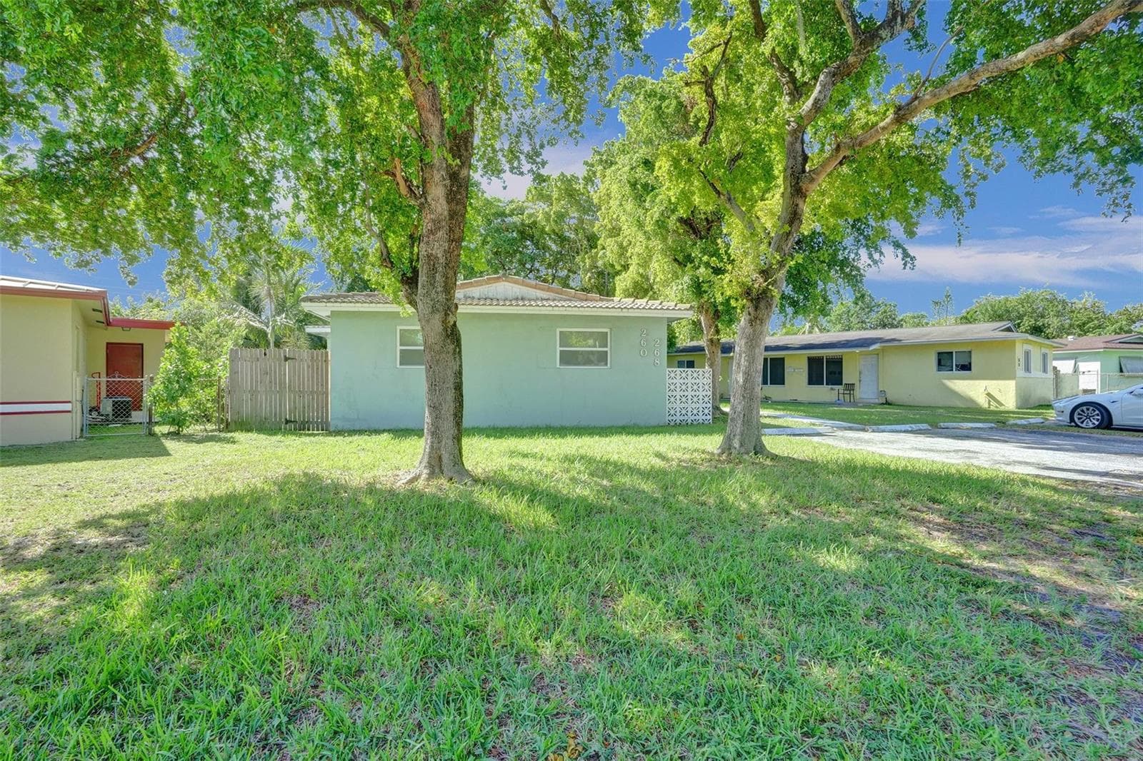 260 NE 41st Street, Oakland Park, FL 33334 — zdjęcie 4