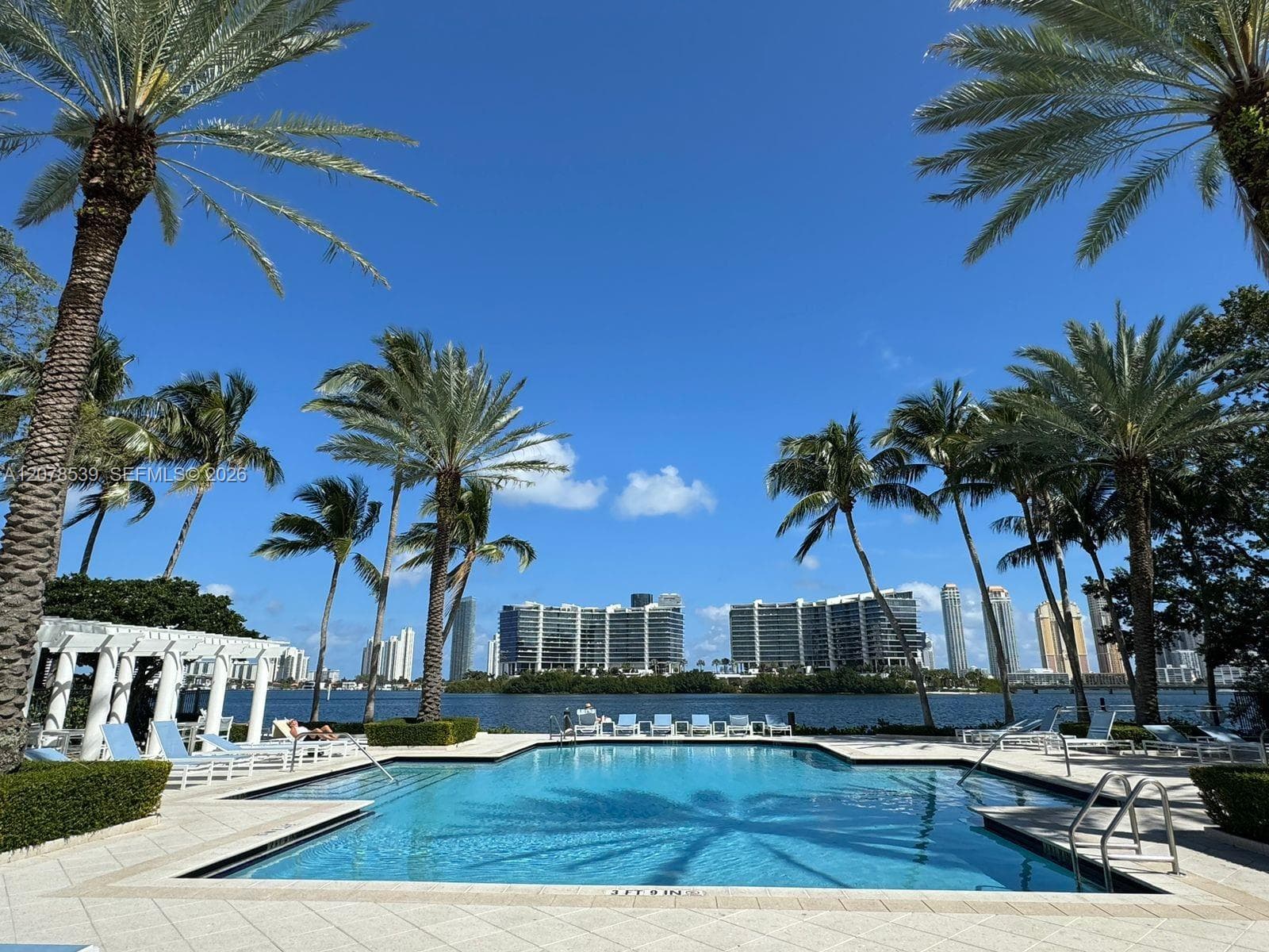 3235 NE 184th St # 11103, Aventura, FL 33160