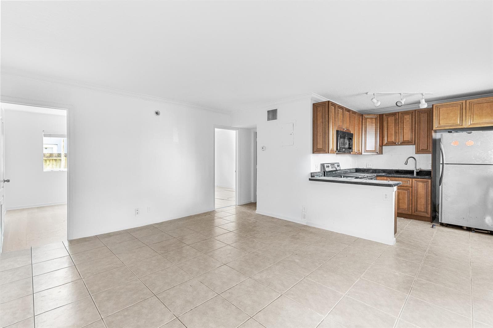 2655 NE 8th Avenue # 106, Wilton Manors, FL 33334 — zdjęcie 4