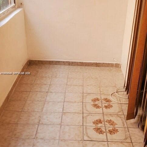 1305 W 46th St # 108, Hialeah, FL 33012 — zdjęcie 3