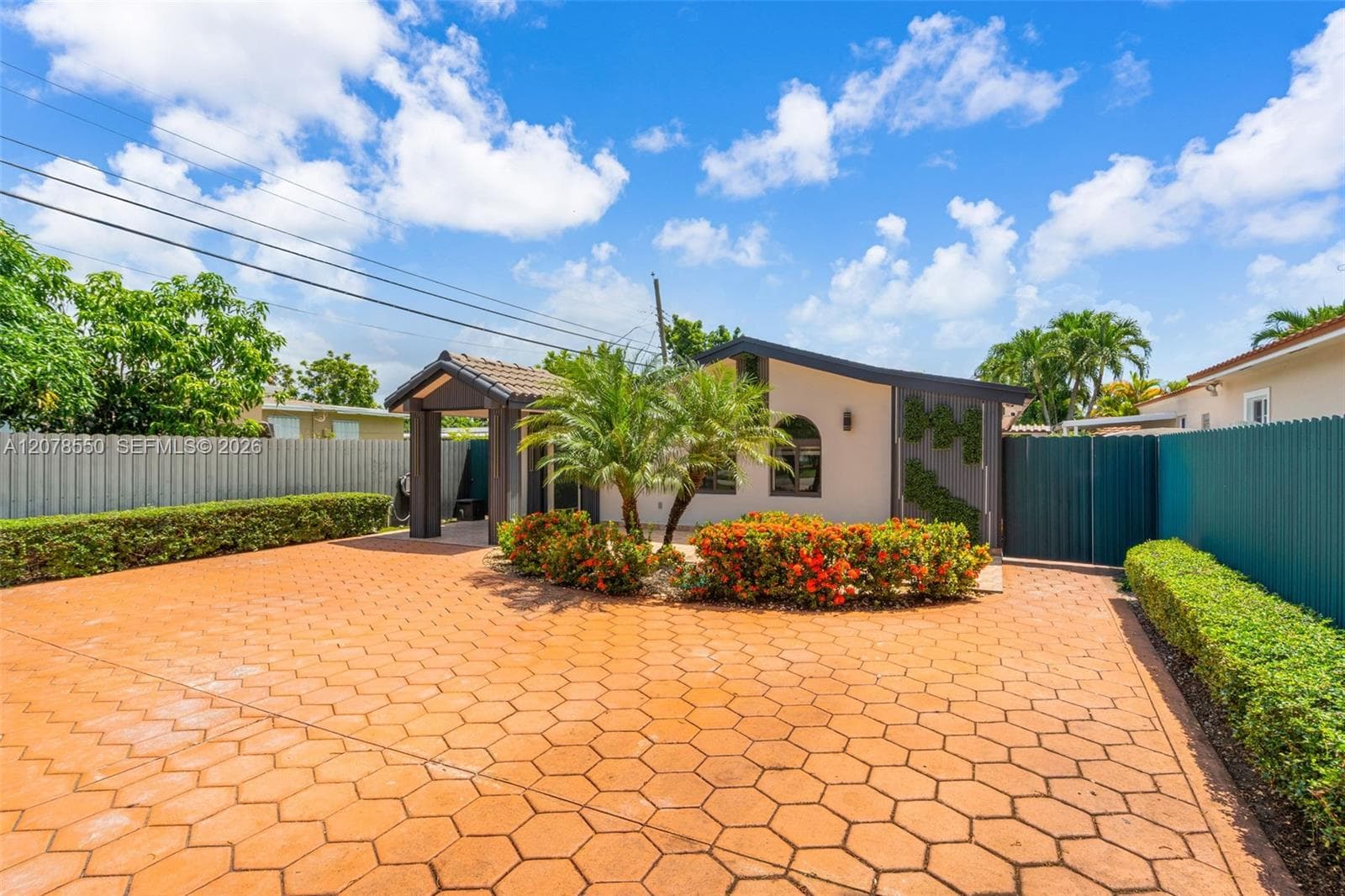 1327 SW 72nd Ave, Miami, FL 33144 — zdjęcie 2